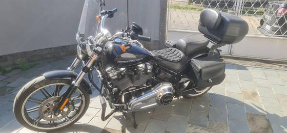 HARLEY-DAVIDSON SOFTAIL BREAKOUT 114 